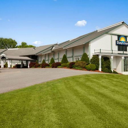 Days Inn By Wyndham Shelburne/Burlington ภายนอก รูปภาพ